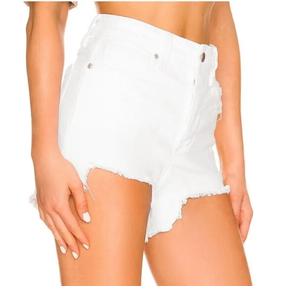 Good american bombshell shorts, size 8/29